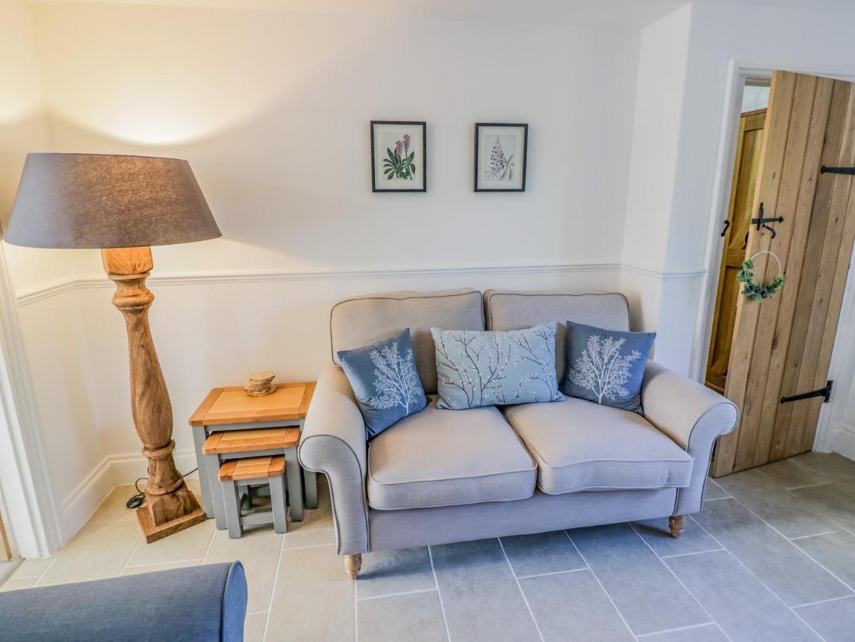 Blossom Cottage Μπρόντγουεϊ Εξωτερικό φωτογραφία