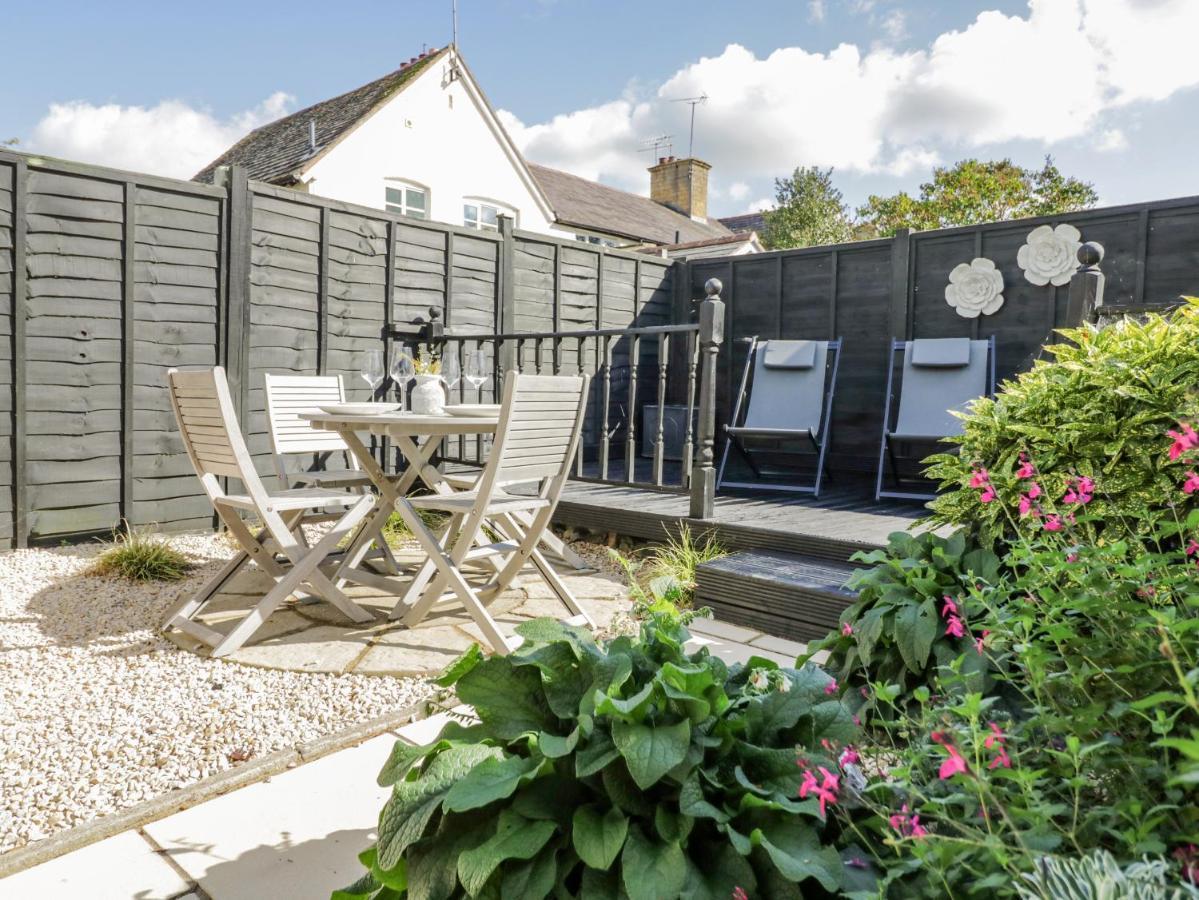Blossom Cottage Μπρόντγουεϊ Εξωτερικό φωτογραφία